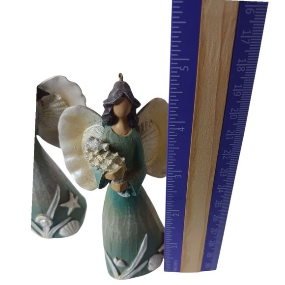 Angels holding Seashell & Sea Horse Angels Figurines Ornaments Set Of 2 - Picture 5 of 7
